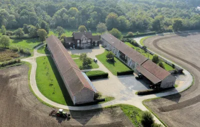 Ferme d'Orsonville Các khách sạn ở Vert-Saint-Denis