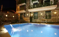 Celsus Boutique Hotel - Pools