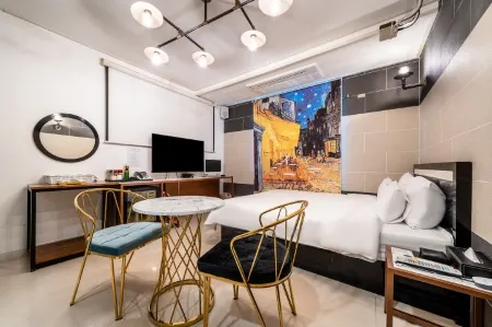 Russo Hotel