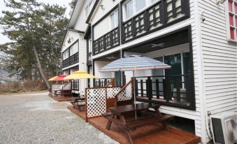 Taean (Anmyeondo) Sky and Sea Pension
