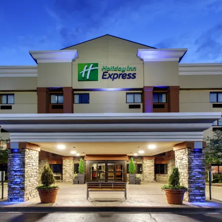 Holiday Inn Express FORT CAMPBELL-OAK GROVE by IHG