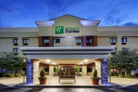 Holiday Inn Express Fort Campbell-Oak Grove Hotels in Oak Grove