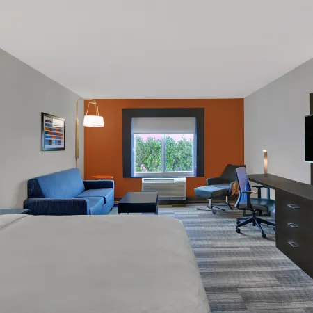 Holiday Inn Express ATMORE NORTH by IHG