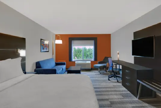 Holiday Inn Express ATMORE NORTH by IHG