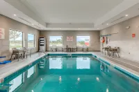 avid hotel ZEELAND by IHG - Pools