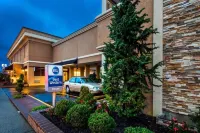 Best Western Mill River Manor Hotels in Long Beach