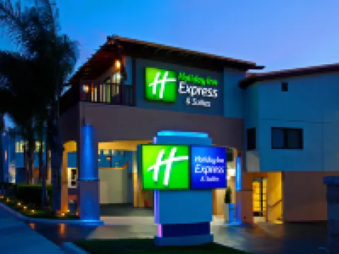 Holiday Inn Express & Suites SOLANA BEACH-DEL MAR by IHG Hotels in Solana Beach