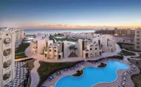 Gravity Hotel & Aqua Park Sahl Hasheesh Families and Couples Only - Infinity Pools