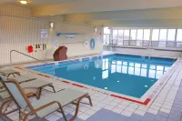 Holiday Inn Express & Suites PITTSBURGH WEST - GREEN TREE by IHG - مسبح