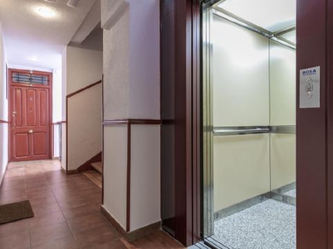 Puerta de Toledo Apartment 3Br 2BT la Latina