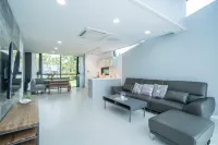 Jeju the Gallery Pension Hotel a Halla Mountain National Park