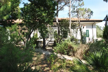 Villa Il Corbezzolo Rosso Отели в г. Сперлонга