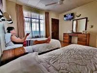 Hotel & Villas Huetares