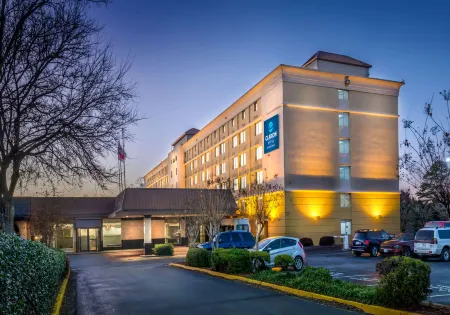 Holiday Inn Express ATLANTA AIRPORT - NORTH by IHG