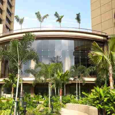 ワン ワールド ホテル Hotel Exterior