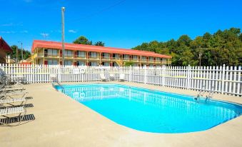 Econo Lodge Petersburg - Fort Lee