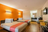 Motel 6 Savannah, GA - Midtown - Beach