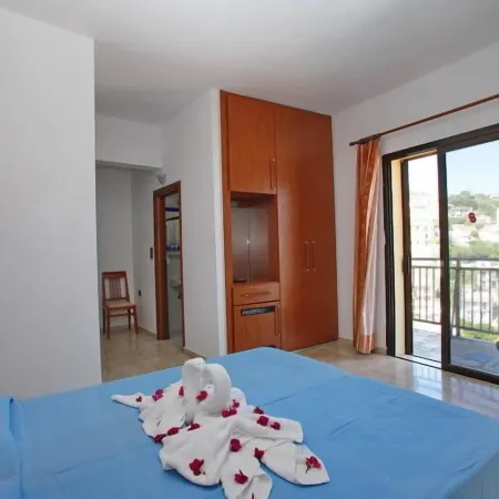 Denise Hotel