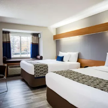Microtel Inn & Suites by Wyndham Southern Pines / Pinehurst