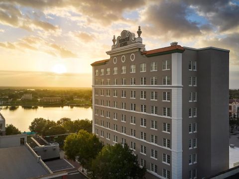 The Terrace Hotel Lakeland, Tapestry Collection by Hilton