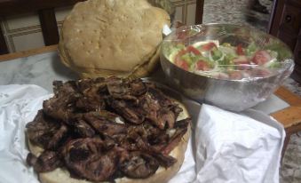 Hostal Restaurante El Chato - Housity