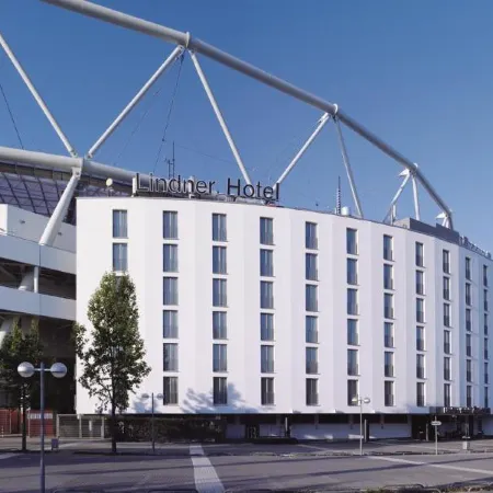 The Curve Hotel BayArena