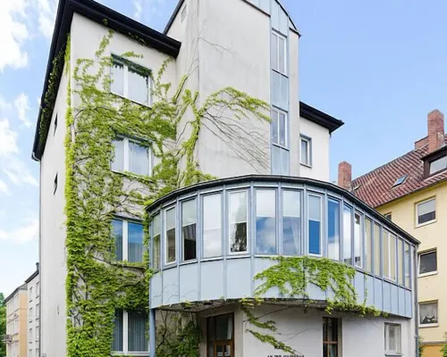 An der Stadthalle Hotels near Eastern ring areay