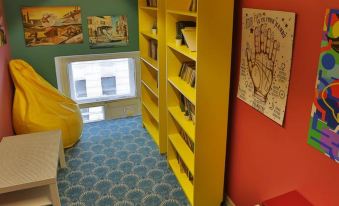 Capsule Hotel de Lux ApraxInn — Hostel