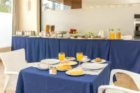 Janelas do Mar Apartamentos Turisticos - breakfast