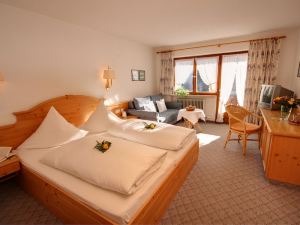 Hotel Adler Garni