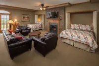 Lefevre Inn and Resort Hotels in East Galena Township