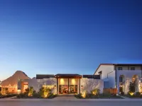 Texican Court, by Valencia Hotel Collection Hotels in Irving