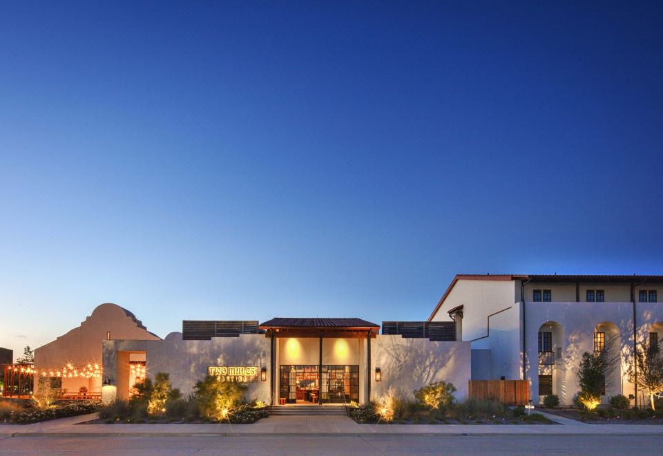 Texican Court by Valencia Hotel Group Over view