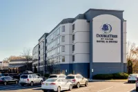 DoubleTree by Hilton Fairfield Hotel & Suites