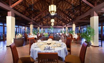 Romana Resort & Spa