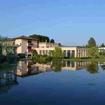 Georges Blanc Parc & Spa Hotel Exterior