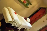 The Convention Center & Royal Suites Hotel - spa