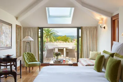 Pan Dei Palais Hotels near Gendarmerie Nationale