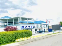 Happy Day Inn Hotels in New Westminster