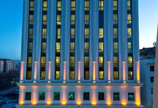 2. 엘리트 월드 반..