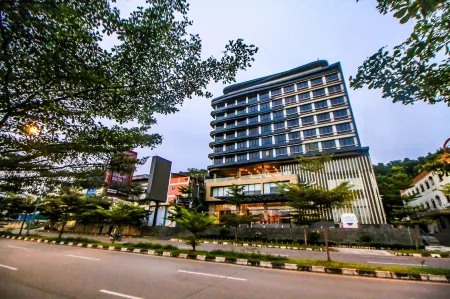 Asialink Hotel Batam by Prasanthi Отели в г. Nagoya