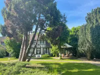 La Collinière Hôtels à proximité de : Circuit de l'Ouest Parisien