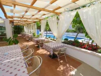 Pansion Villa Bok Hotels in Novalja