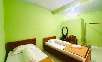 Hotel Gerung 1 Near Alun Alun Nganjuk Mitra RedDoorz