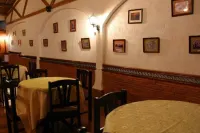 Hotel Villa de Valverde - فطور