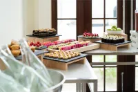 Hard Rock Hotel Maldives - breakfast