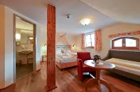 Hotel Weinbauer Hotels in Hohenschwangau