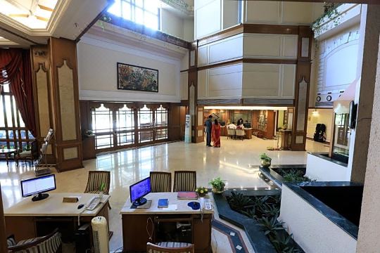 3. 더 챈서리 호텔..