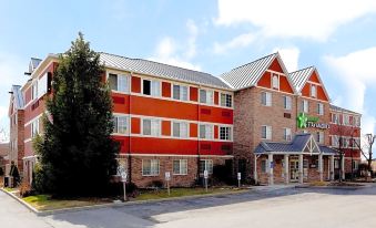 Extended Stay America Suites - Indianapolis - West 86th St - Housity