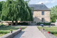 Domaine de la Maison Forte Hôtels à proximité de : Boucherie halal